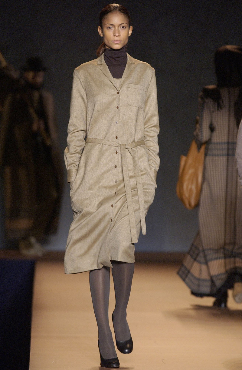 Miguel Adrover fashion show for Spring/Summer 2004