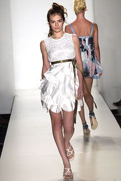 Peter Som fashion show for Spring/Summer 2004