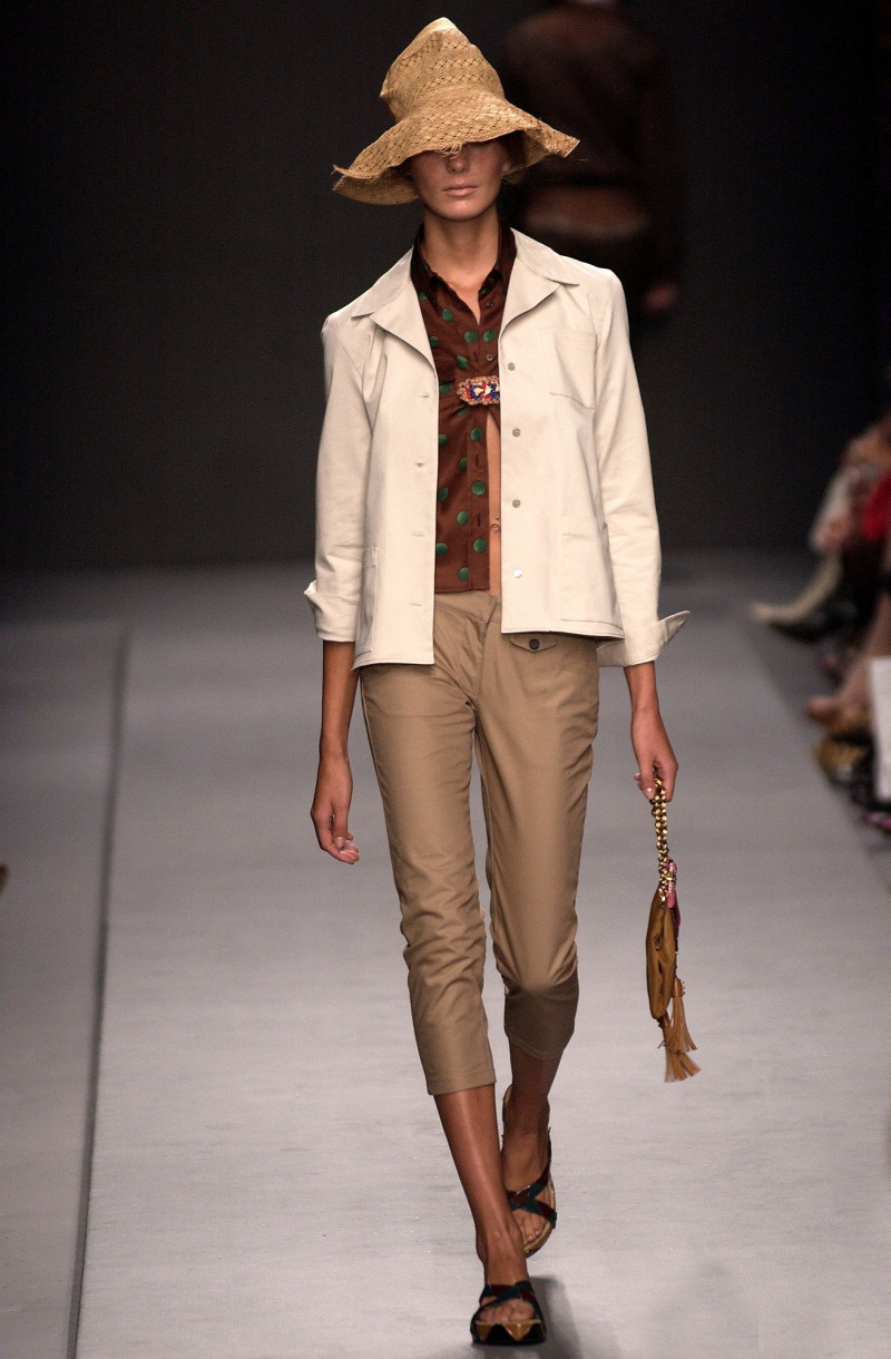 Prada fashion show for Spring/Summer 2004