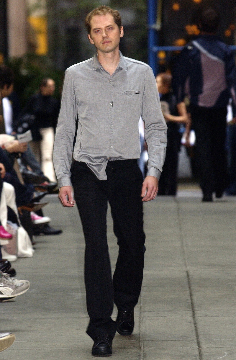 Rachel Comey fashion show for Spring/Summer 2004