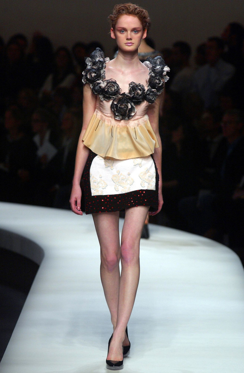 Rochas fashion show for Spring/Summer 2004