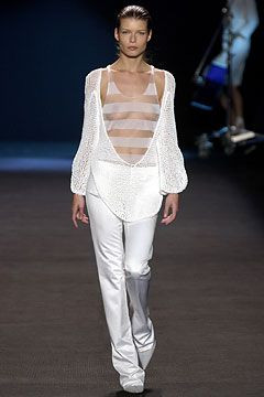 Roland Mouret fashion show for Spring/Summer 2004
