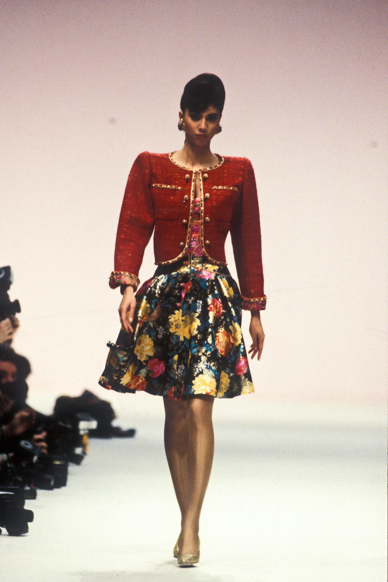 Perine Fernando featured in  the Emanuel Ungaro Haute-Couture fashion show for Spring/Summer 1989