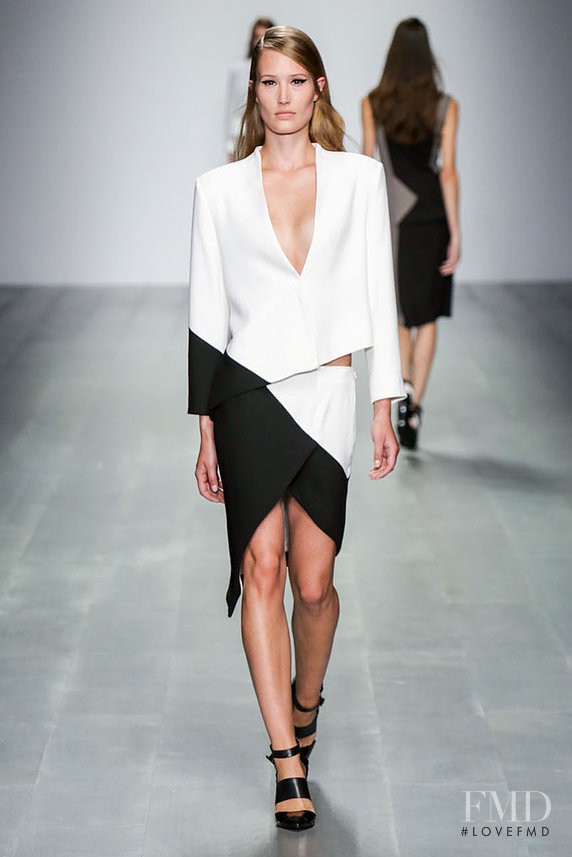 Jean Pierre Braganza fashion show for Spring/Summer 2015