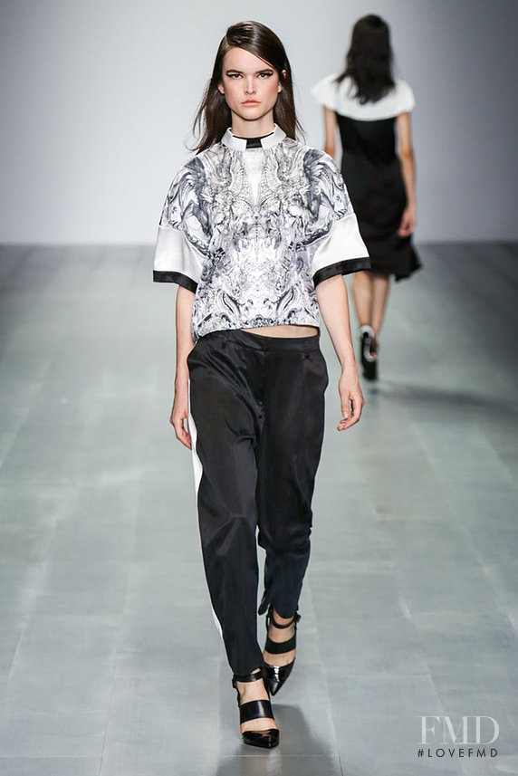 Jean Pierre Braganza fashion show for Spring/Summer 2015