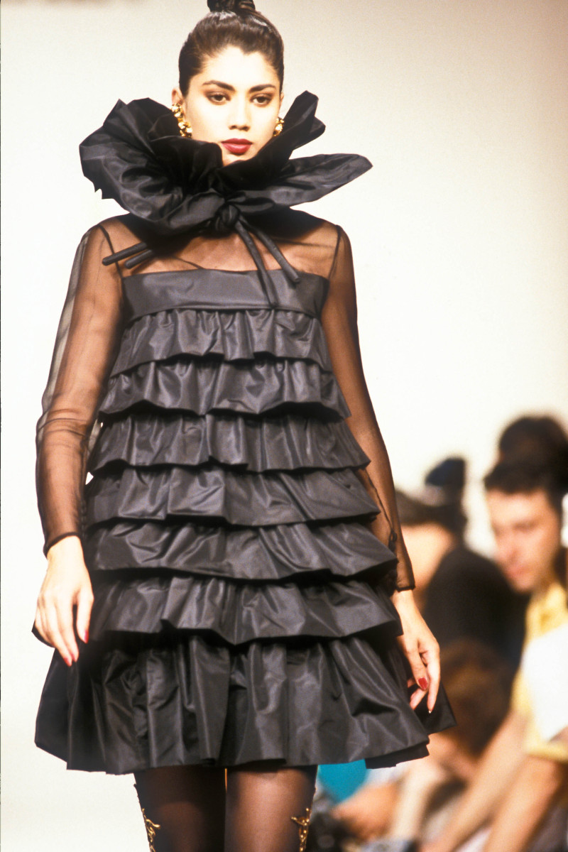 Perine Fernando featured in  the Pierre Balmain fashion show for Autumn/Winter 1989