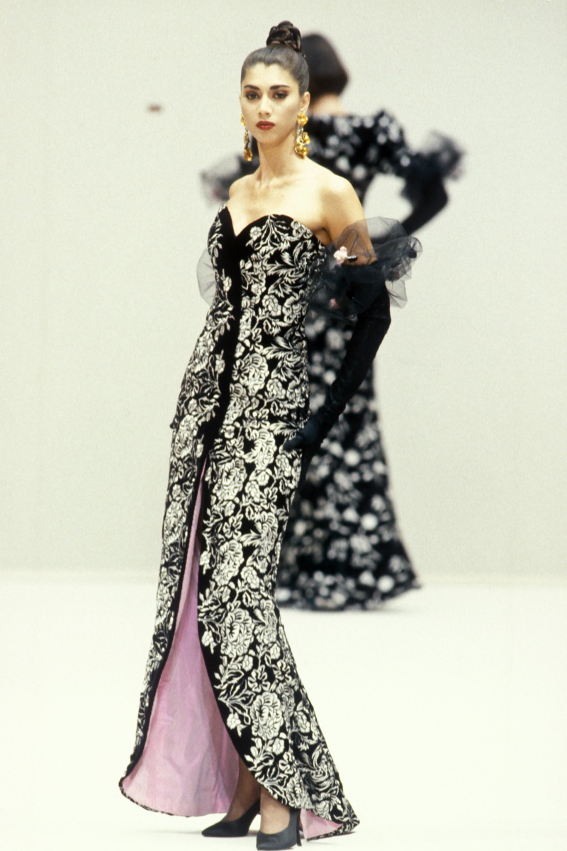 Perine Fernando featured in  the Emanuel Ungaro Haute-Couture fashion show for Autumn/Winter 1989