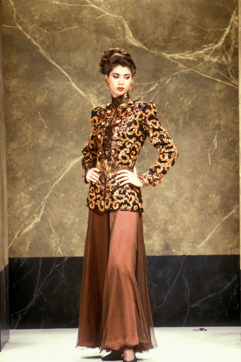 Perine Fernando featured in  the Jean-Louis Scherrer fashion show for Autumn/Winter 1988