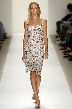 Tuleh fashion show for Spring/Summer 2004