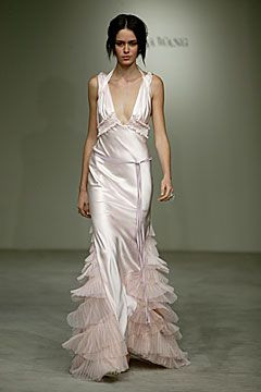 Vera Wang fashion show for Spring/Summer 2004