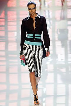 Versus fashion show for Spring/Summer 2004