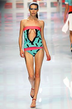 Versus fashion show for Spring/Summer 2004