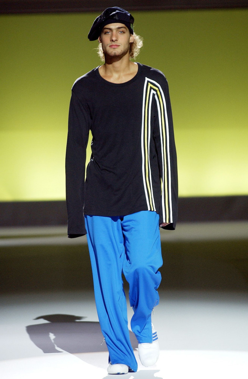 Y-3 fashion show for Spring/Summer 2004