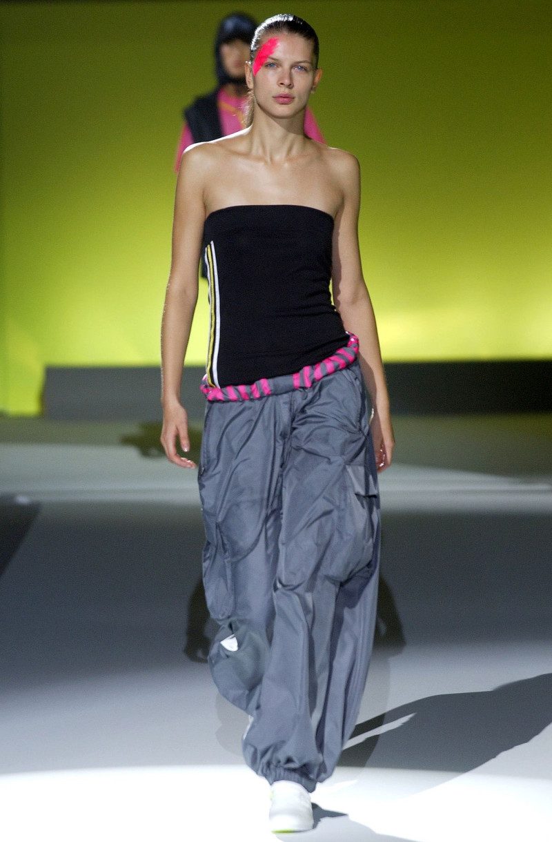 Y-3 fashion show for Spring/Summer 2004