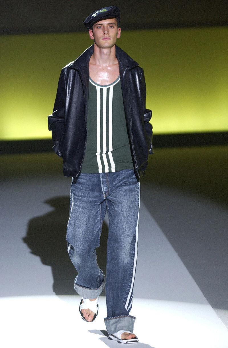 Y-3 fashion show for Spring/Summer 2004