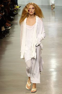 Y\'s by Yohji Yamamoto fashion show for Spring/Summer 2004