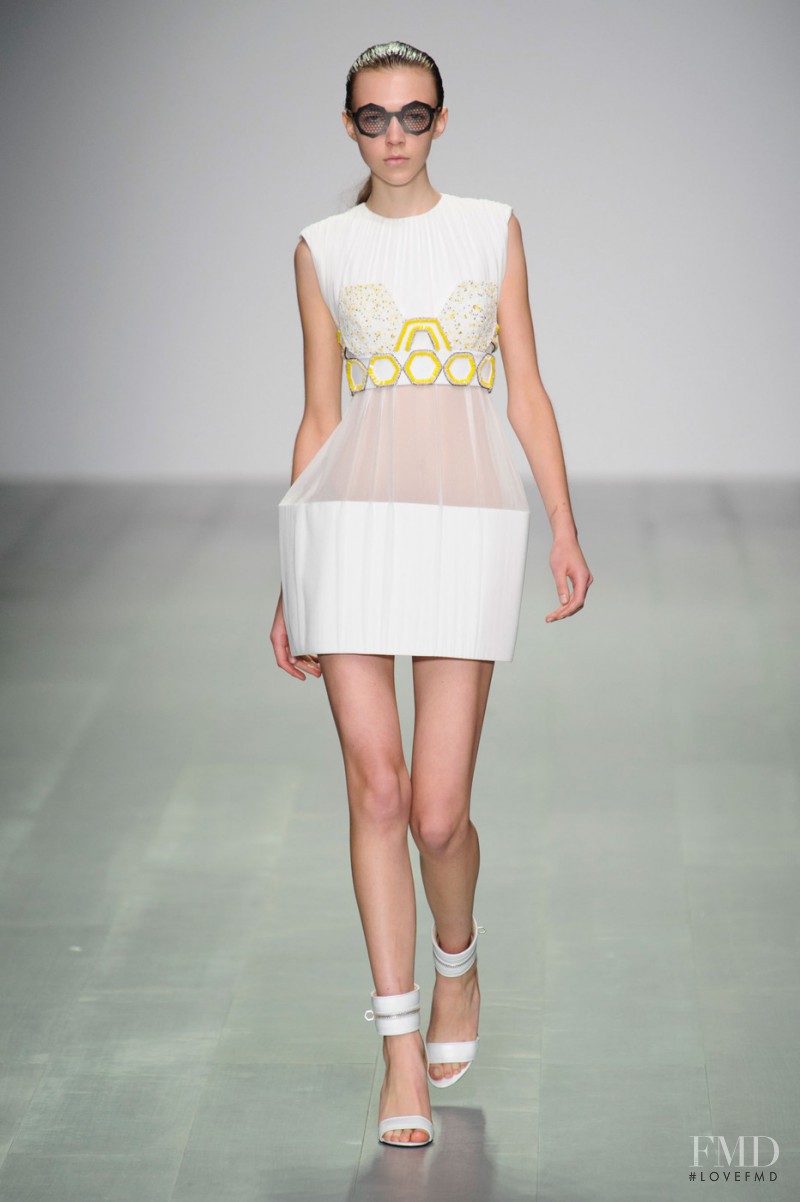 H By Hakaan Yildirim fashion show for Spring/Summer 2015