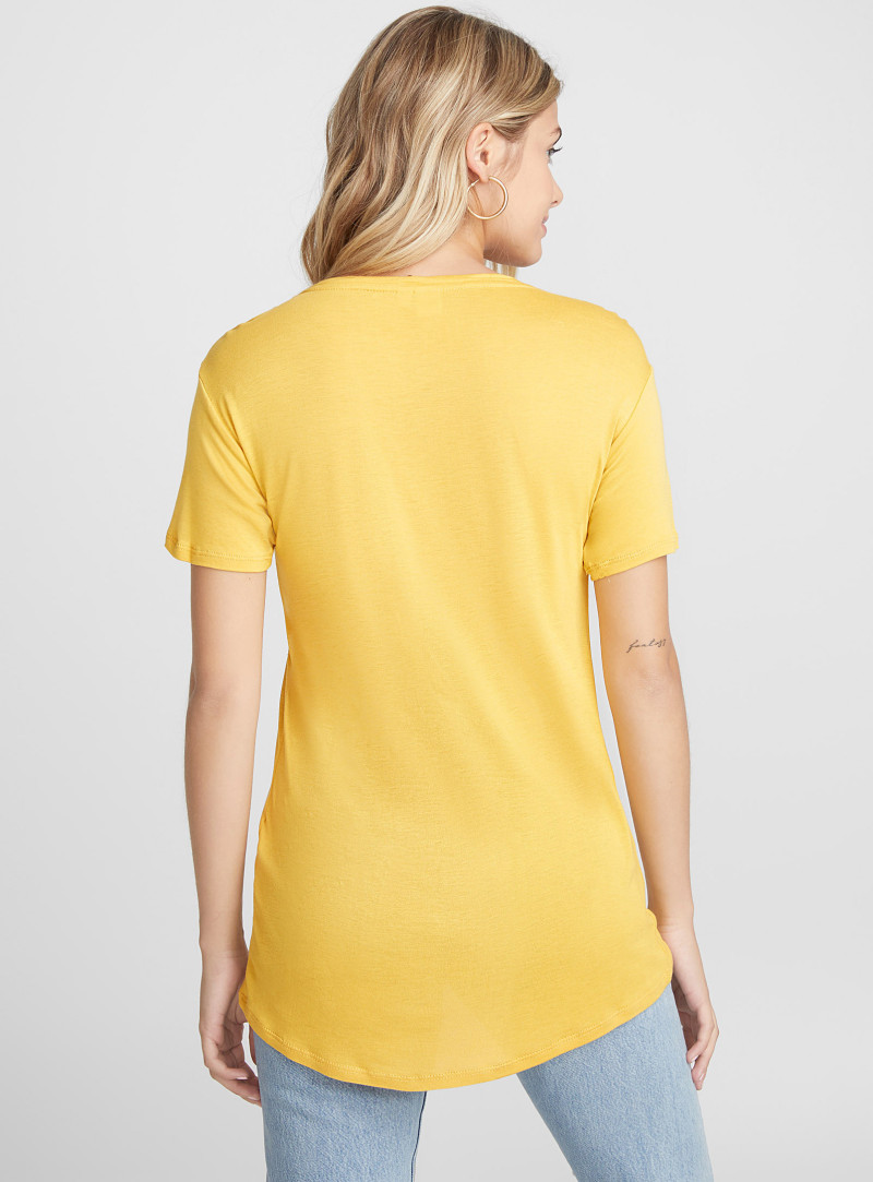 Marilou Belanger featured in  the Simons - La Maison Simons catalogue for Autumn/Winter 2018