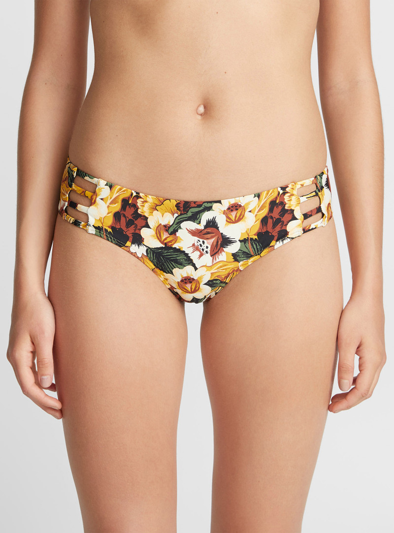 Marilou Belanger featured in  the Simons - La Maison Simons catalogue for Autumn/Winter 2018