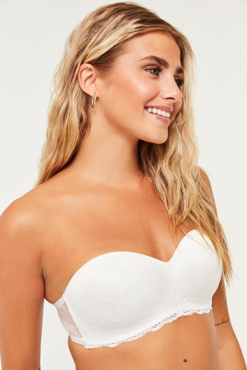 Marilou Belanger featured in  the Ardene catalogue for Autumn/Winter 2020