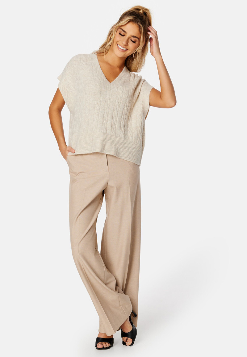 Marilou Belanger featured in  the Bubbleroom catalogue for Spring/Summer 2023