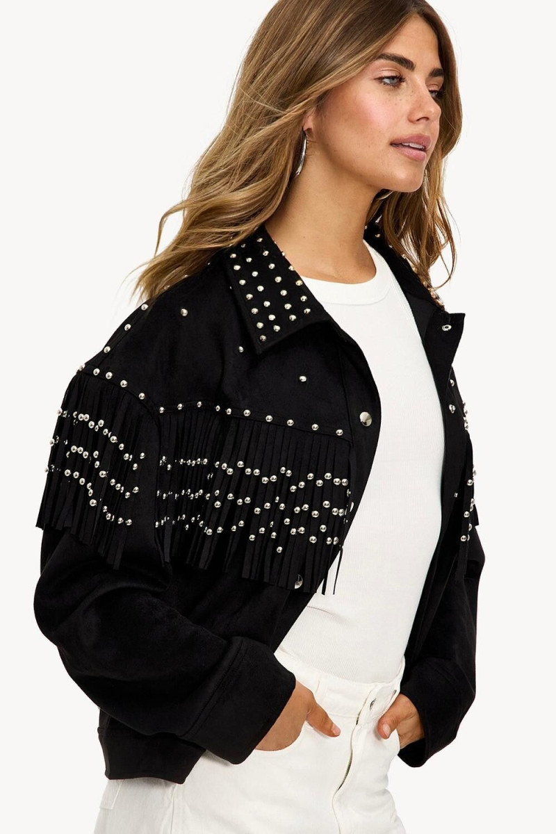 Marilou Belanger featured in  the Loavies catalogue for Summer 2025