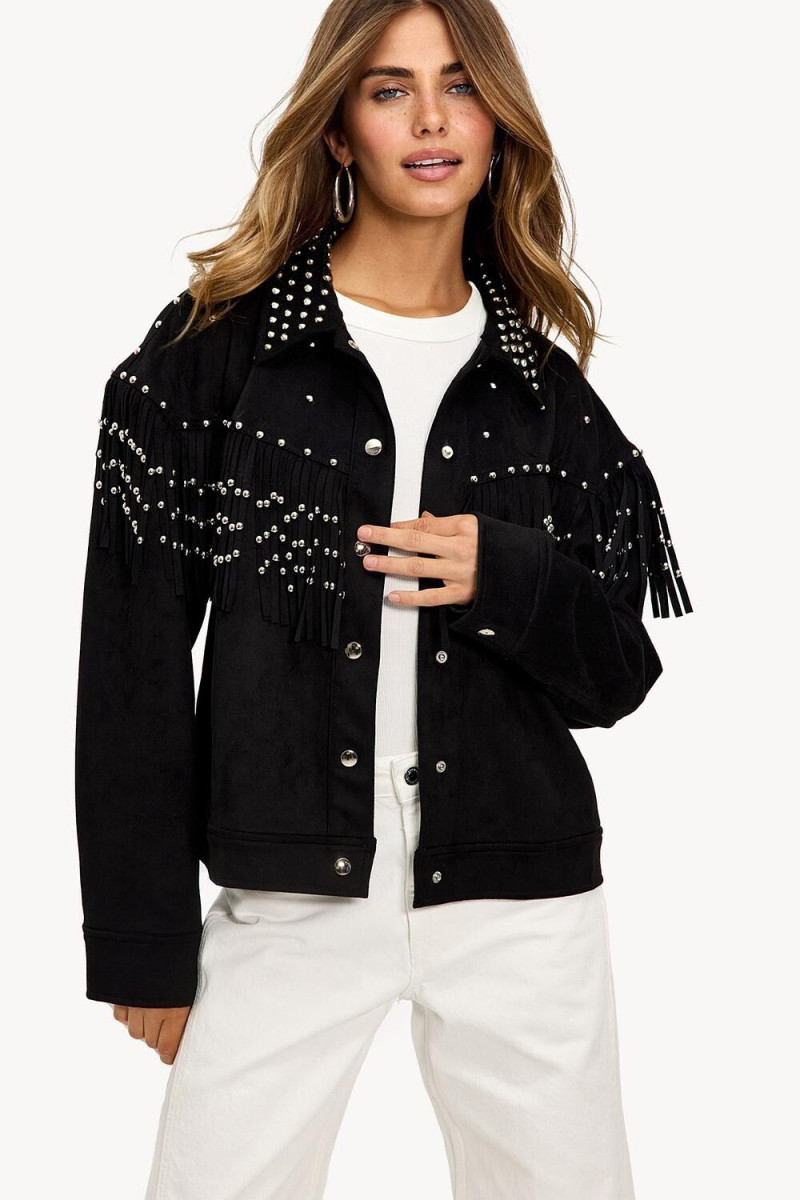 Marilou Belanger featured in  the Loavies catalogue for Summer 2025