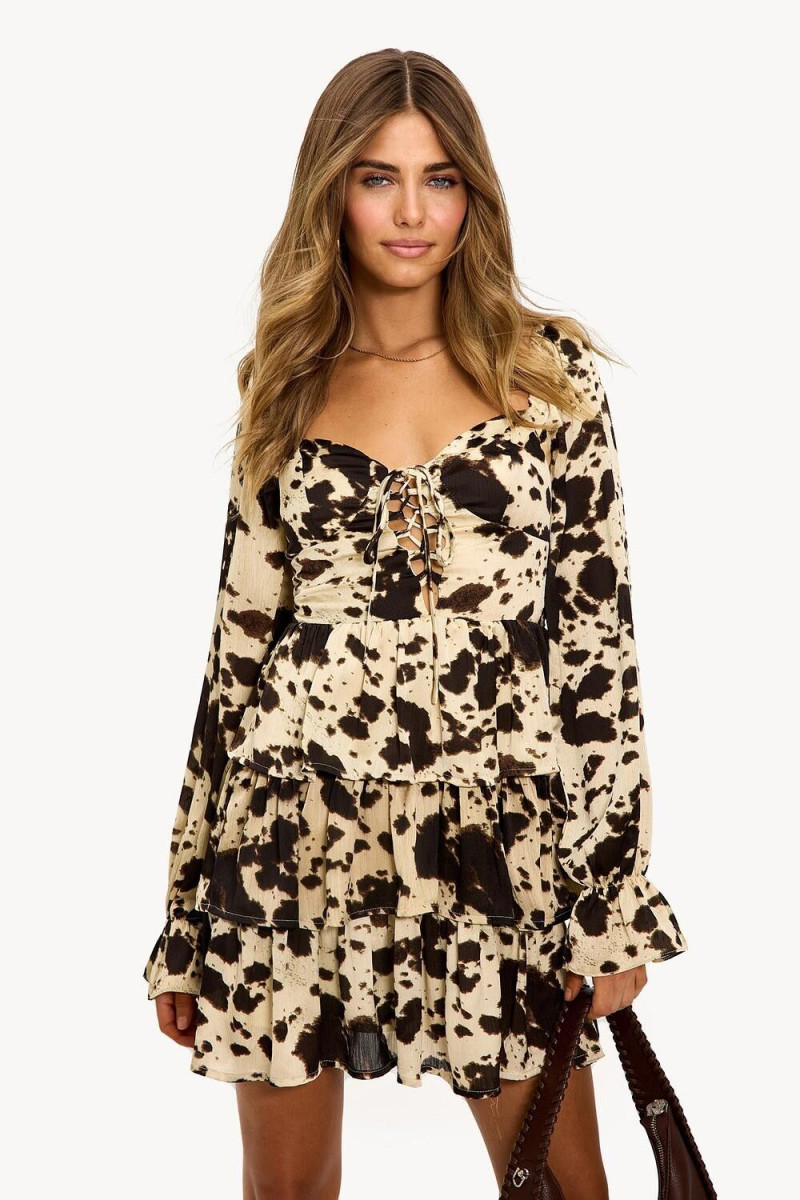 Marilou Belanger featured in  the Loavies catalogue for Summer 2025