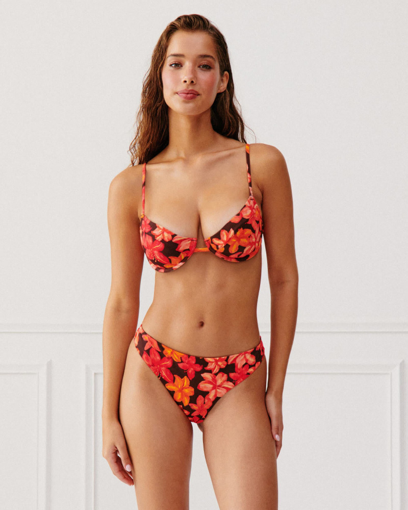 Carolina Azevedo featured in  the Undiz catalogue for Summer 2025