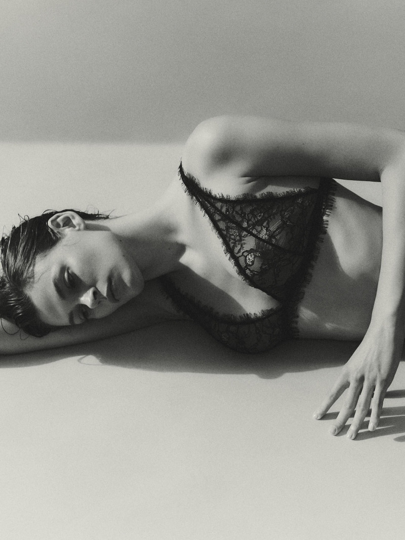 Cara Taylor featured in  the Massimo Dutti Lingerie lookbook for Autumn/Winter 2025