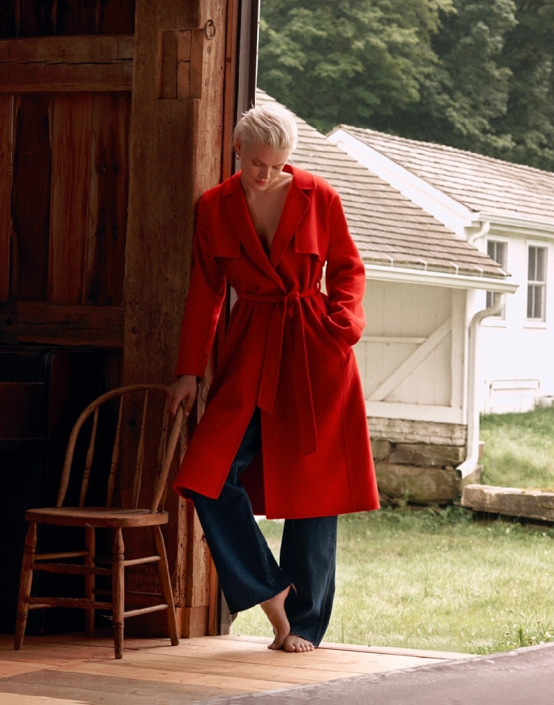 Cara Taylor featured in  the J.Crew advertisement for Autumn/Winter 2023