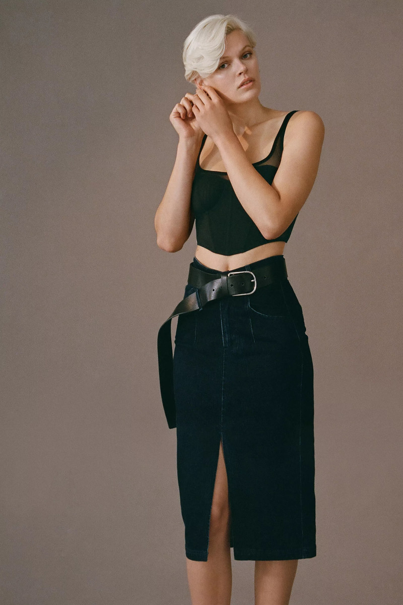 Cara Taylor featured in  the Anthropologie lookbook for Pre-Fall 2023