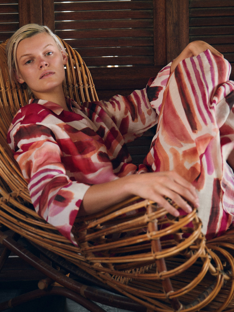 Cara Taylor featured in  the Massimo Dutti On the Sunset Strip lookbook for Summer 2023