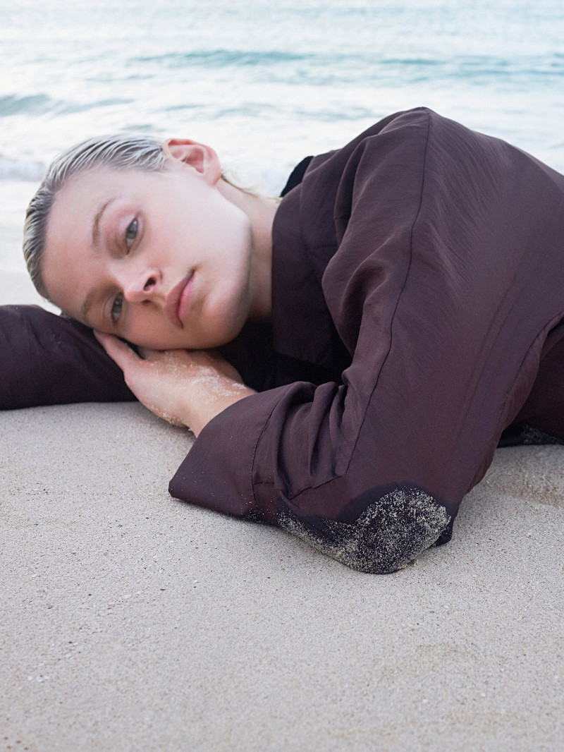 Cara Taylor featured in  the Massimo Dutti On the Sunset Strip lookbook for Summer 2023