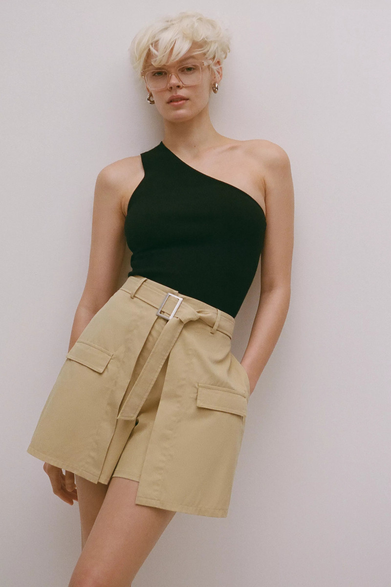 Cara Taylor featured in  the Anthropologie lookbook for Summer 2023