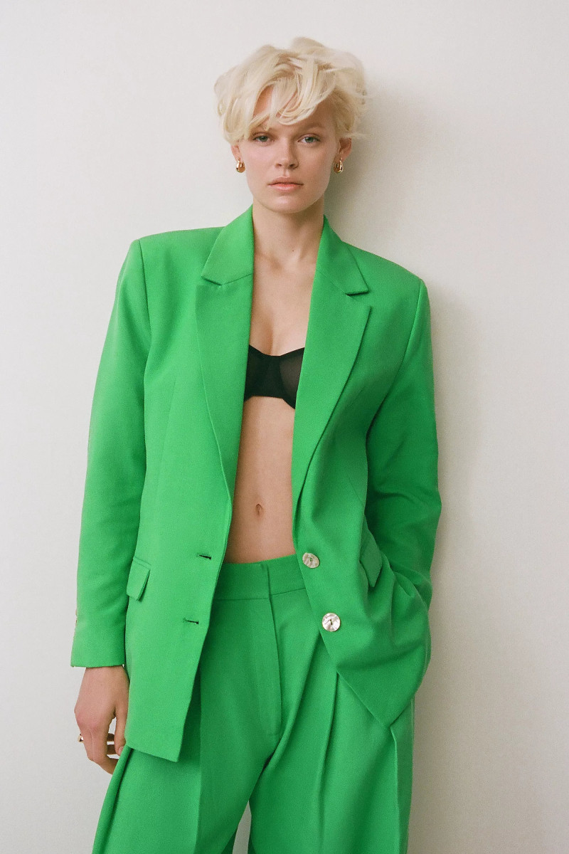 Cara Taylor featured in  the Anthropologie lookbook for Summer 2023