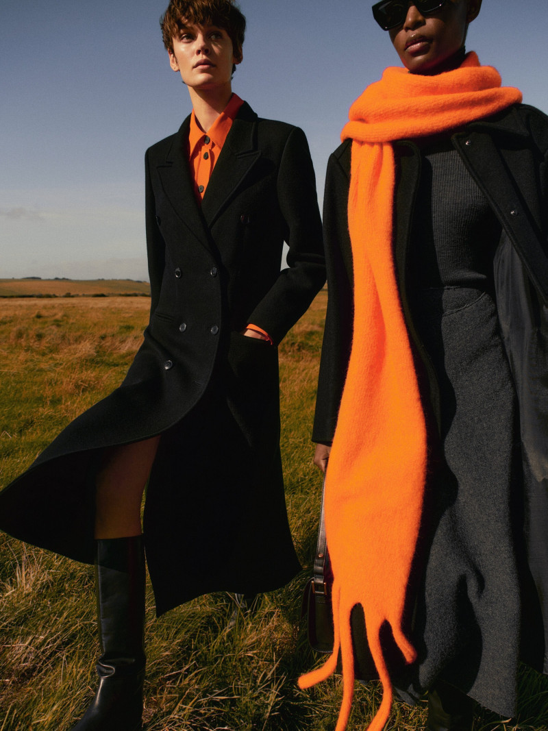 Cara Taylor featured in  the Massimo Dutti Long Coats lookbook for Winter 2022