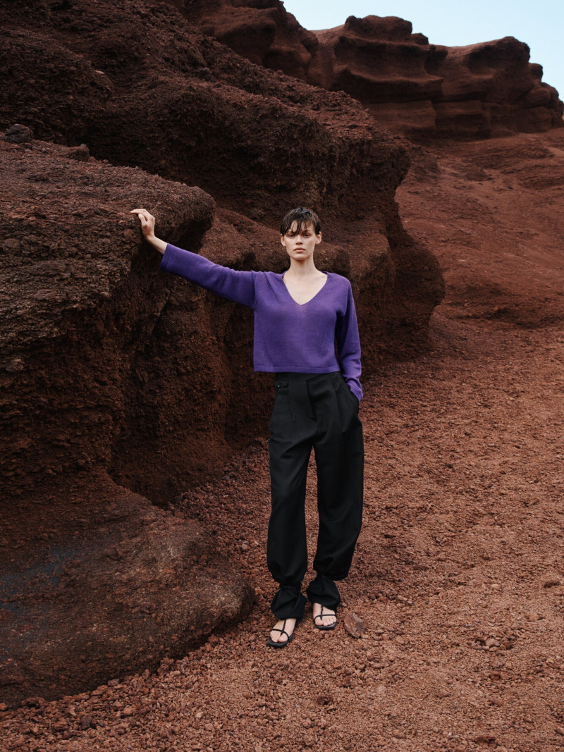 Cara Taylor featured in  the Massimo Dutti Knitwear lookbook for Summer 2022