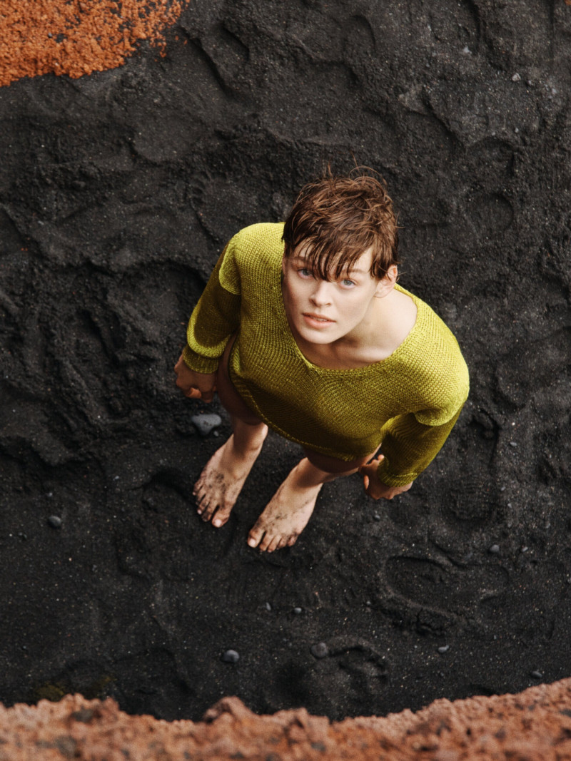 Cara Taylor featured in  the Massimo Dutti Knitwear lookbook for Summer 2022