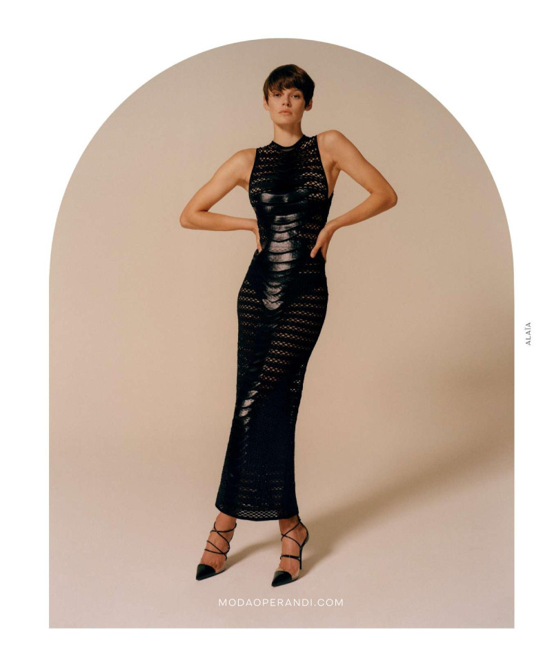 Cara Taylor featured in  the Moda Operandi advertisement for Fall 2022