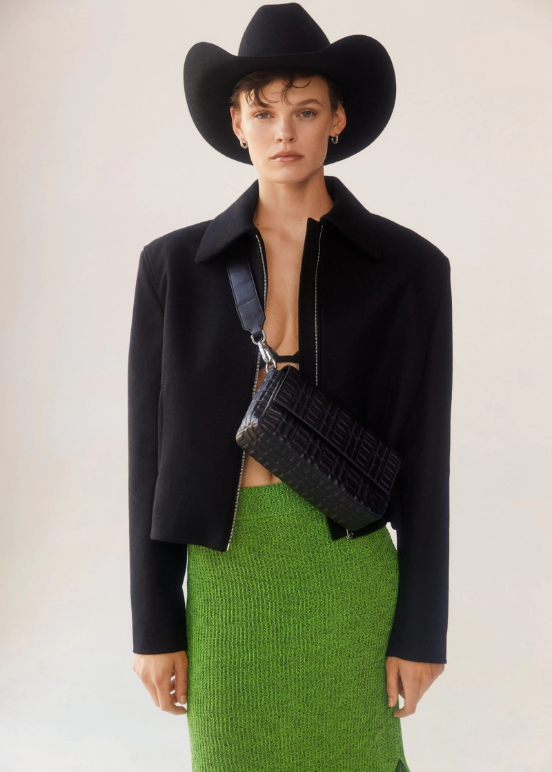 Cara Taylor featured in  the Mango Retro Exuberance catalogue for Spring/Summer 2022