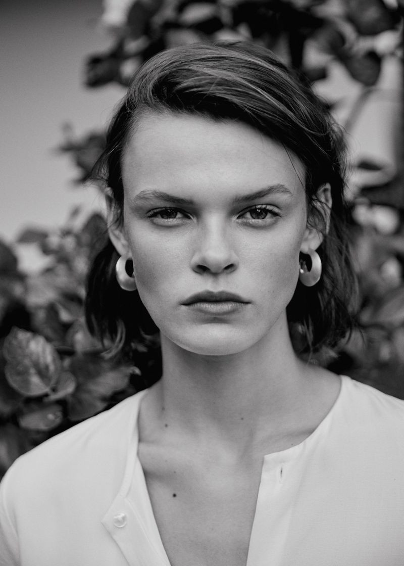 Cara Taylor featured in  the Mango Office Wear advertisement for Autumn/Winter 2018