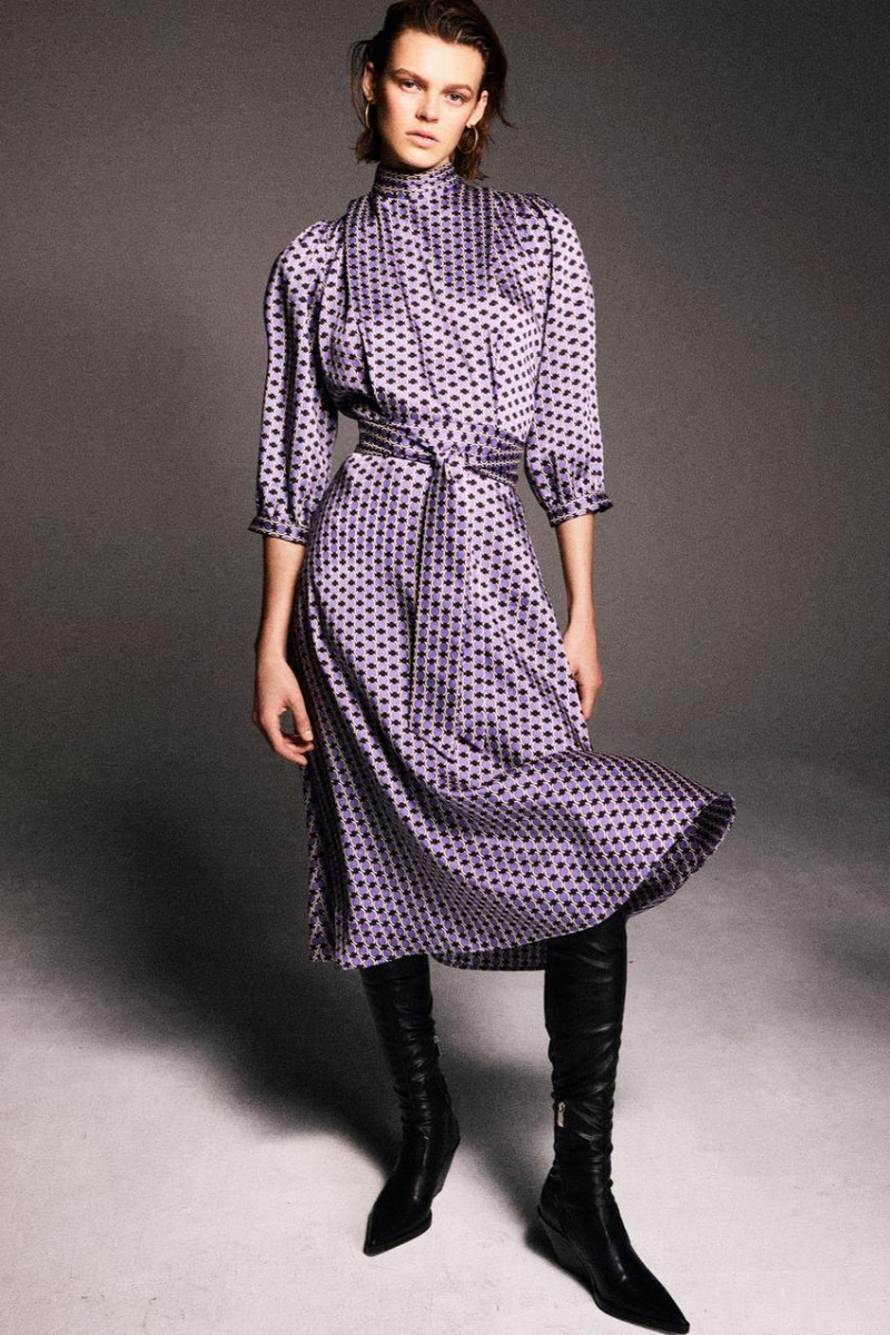 Cara Taylor featured in  the Zara lookbook for Autumn/Winter 2020