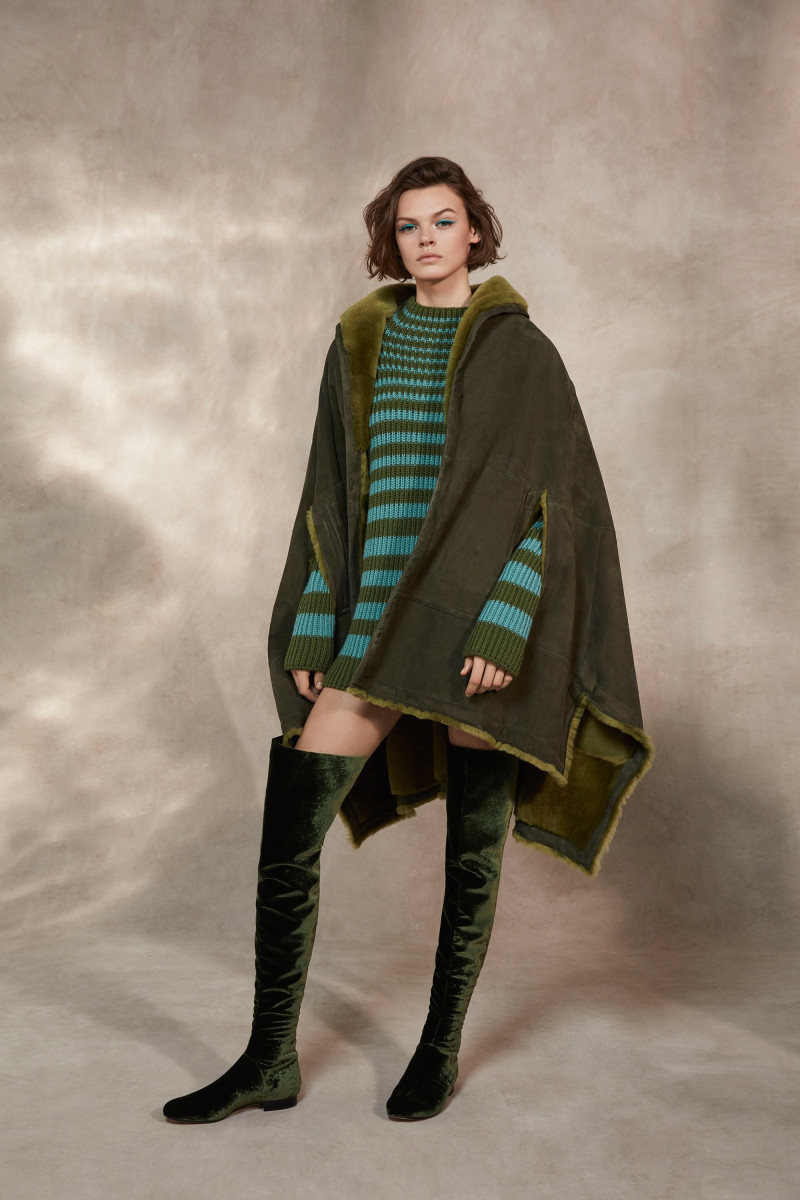 Cara Taylor featured in  the Alberta Ferretti lookbook for Pre-Fall 2018