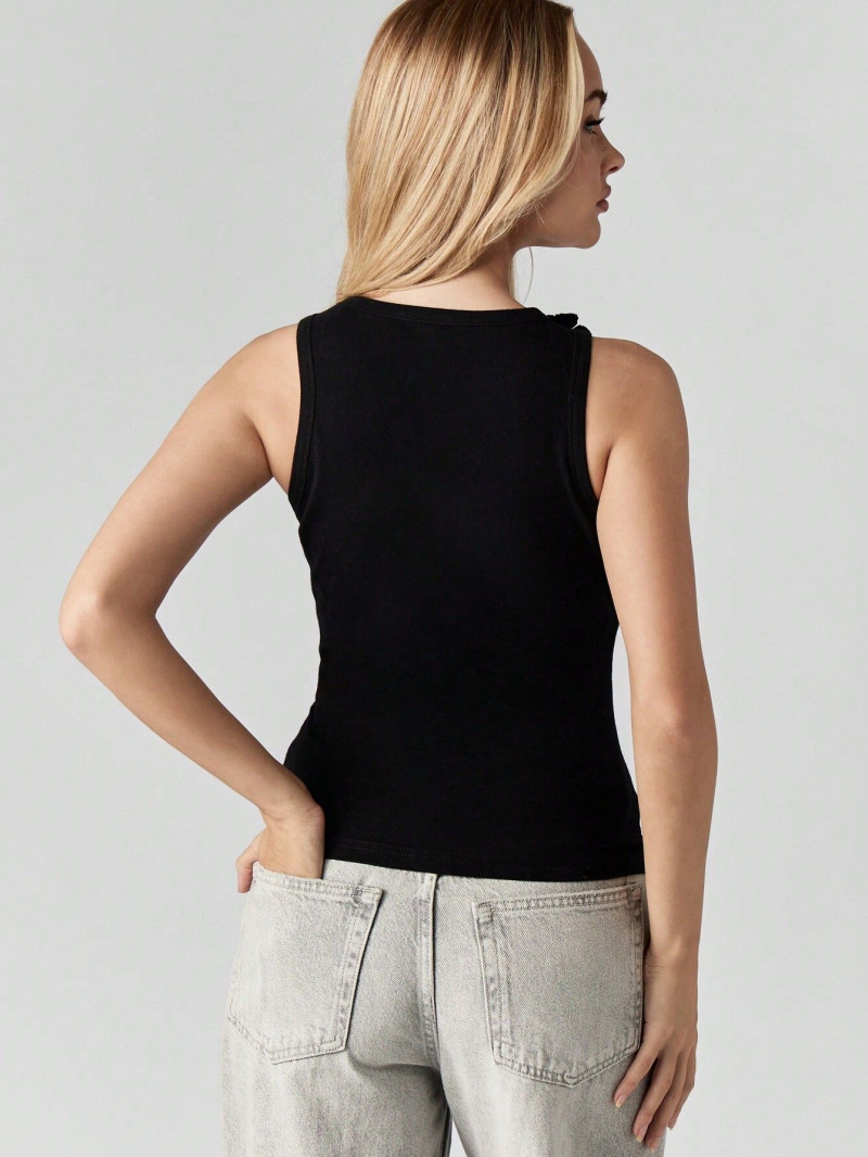 Yasmin Bennett Amelia featured in  the Missguided catalogue for Autumn/Winter 2025