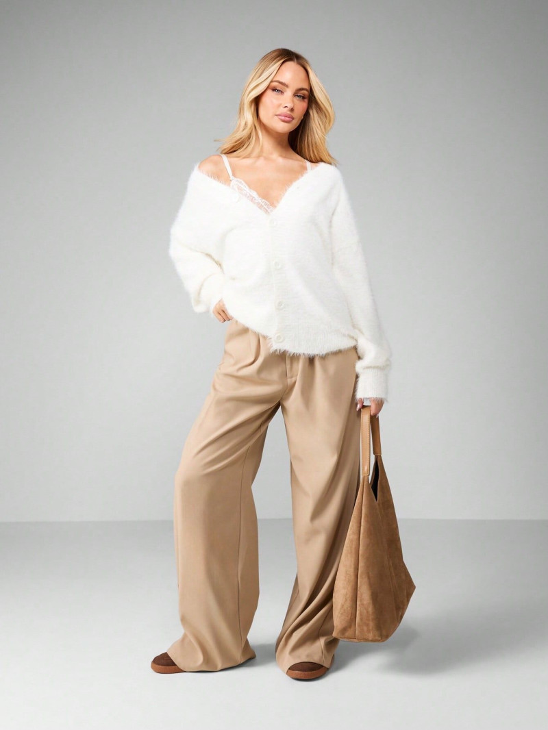 Yasmin Bennett Amelia featured in  the Missguided catalogue for Autumn/Winter 2025