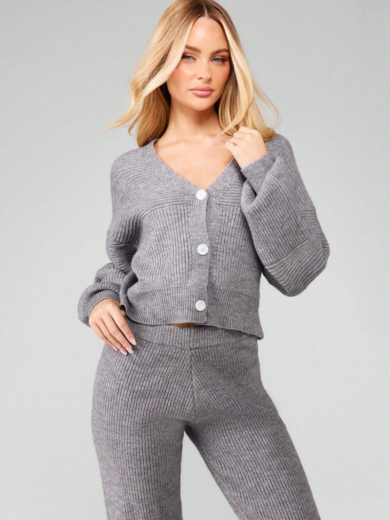 Yasmin Bennett Amelia featured in  the Missguided catalogue for Autumn/Winter 2025