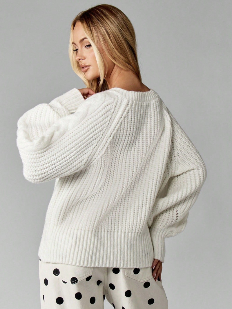 Yasmin Bennett Amelia featured in  the Missguided catalogue for Autumn/Winter 2025