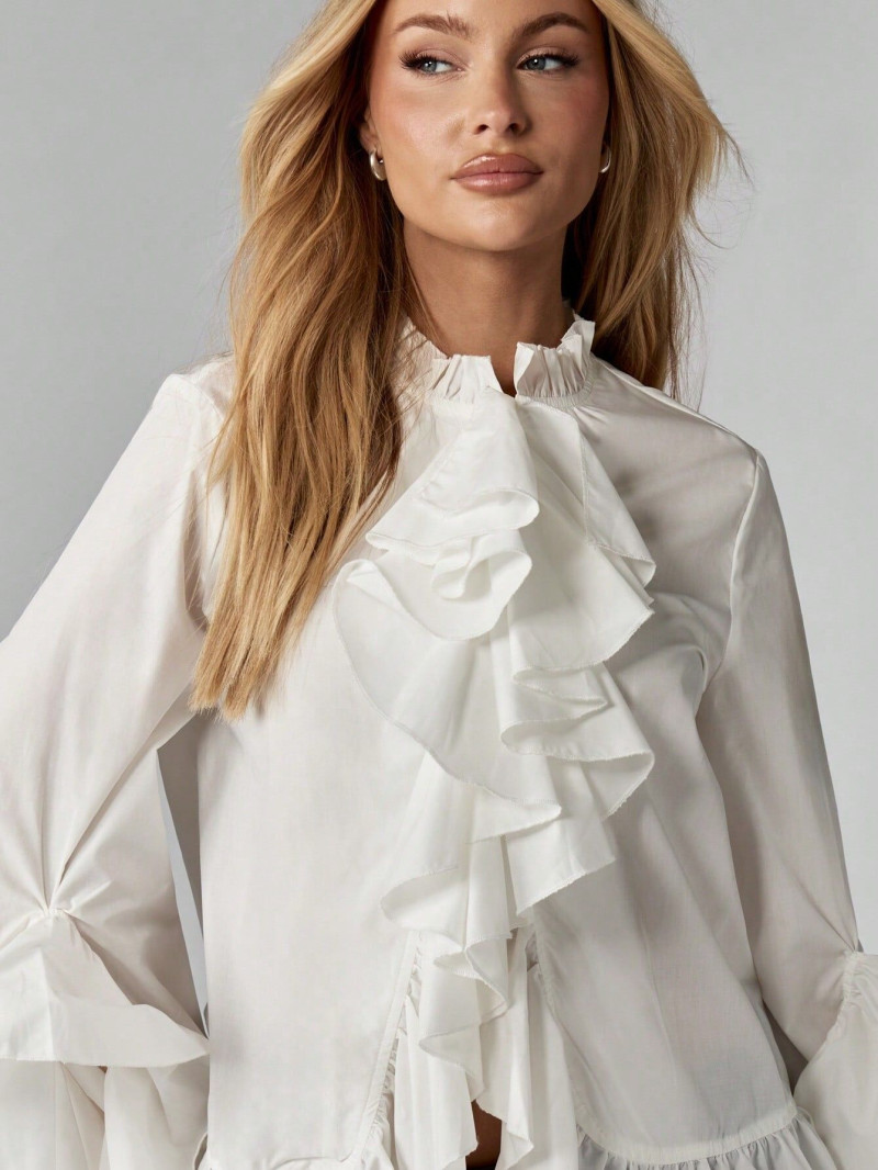 Yasmin Bennett Amelia featured in  the Missguided catalogue for Autumn/Winter 2025