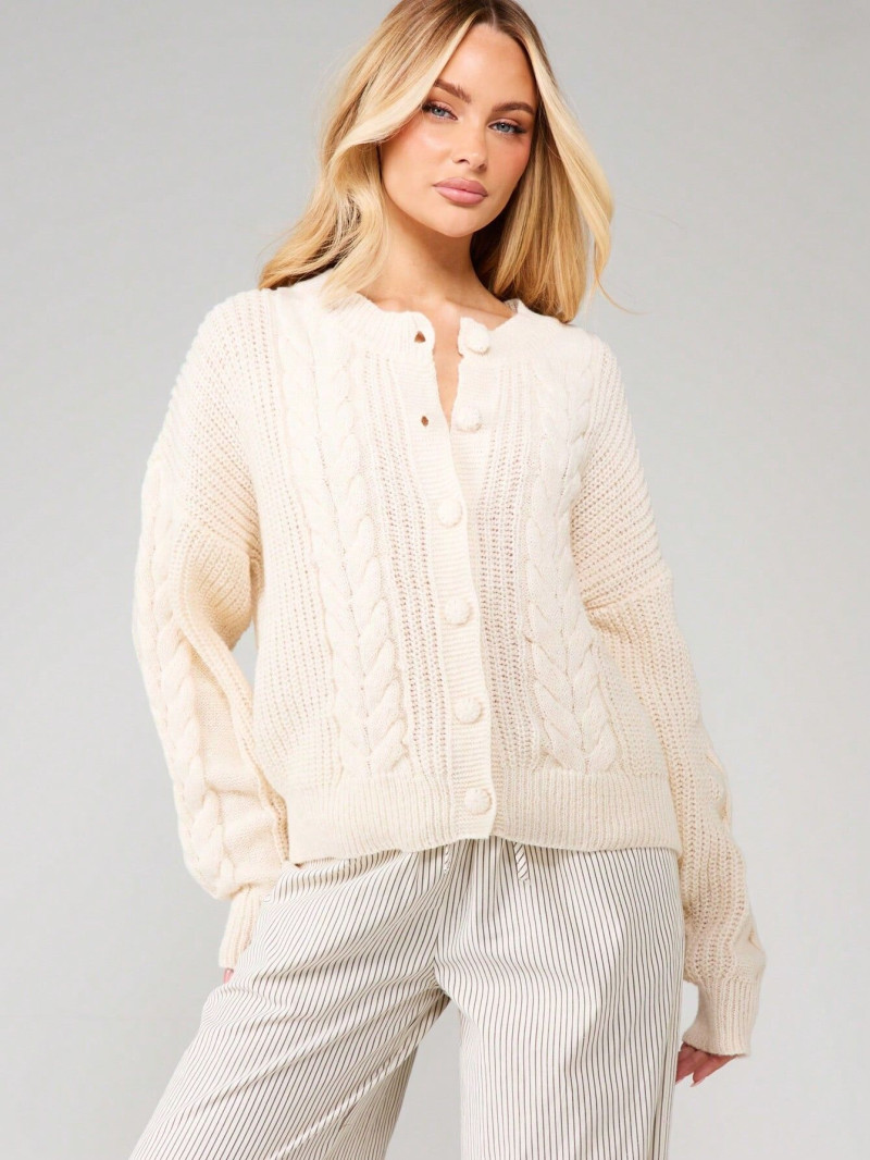 Yasmin Bennett Amelia featured in  the Missguided catalogue for Autumn/Winter 2025